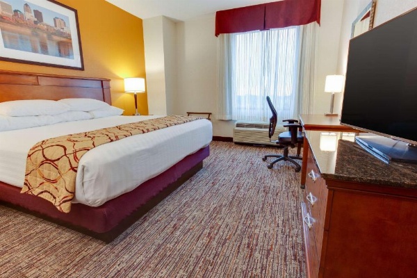 Drury Inn & Suites West Des Moines image 14