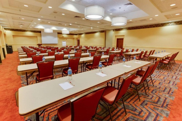 Drury Inn & Suites West Des Moines image 26